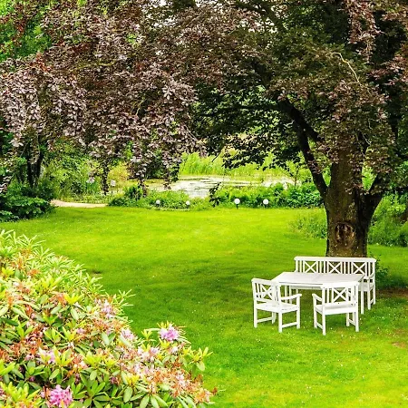 Сasa de vacaciones 8 Person Holiday In Henne *
