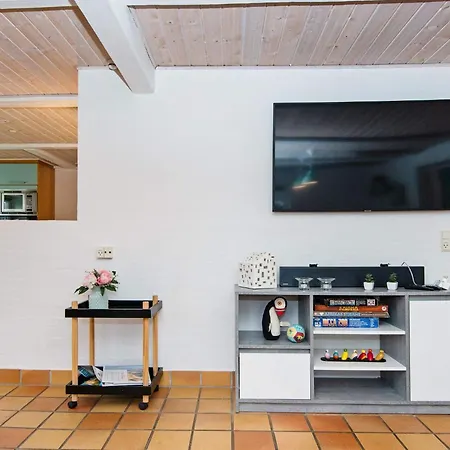 8 Person Holiday In Henne Feriehus