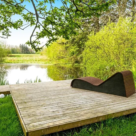 8 Person Holiday In Henne